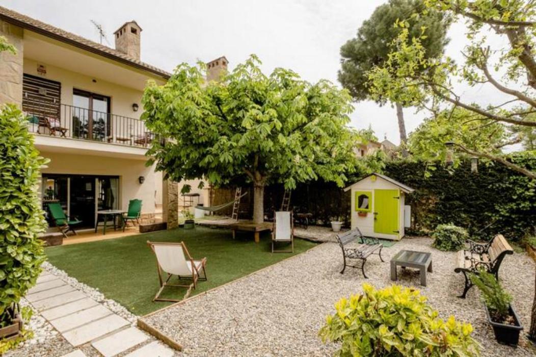 B&B El Solsones - Olius El Pi de Sant Just ภายนอก รูปภาพ